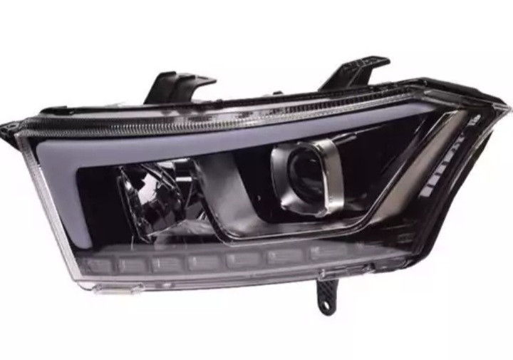 چراغ جلو دنا پلاس چپ با موتور مادپارت